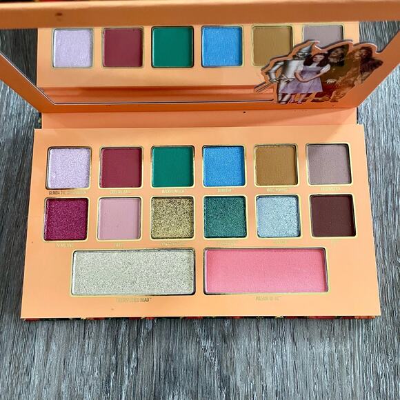 NEW Kylie Cosmetics X Wizard Of Oz Collection Limited Edition Eyeshadow Palette - Picture 5 of 8
